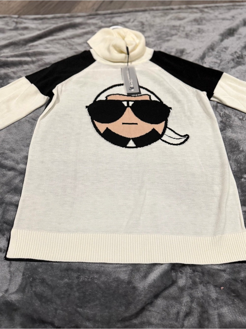 NWT XS KARL LAGERFELD Graphic Cowl Turtleneck Sweater in White & Black